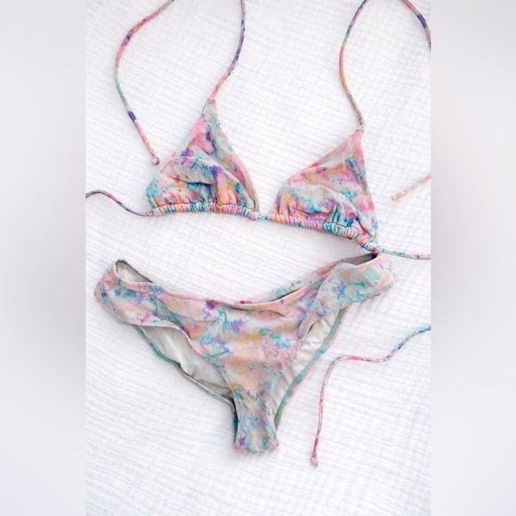 Victoria's Secret Other - VINTAGE Victoria’s Secret Y2K Pastel Watercolor Bikini Set – Scrunch Butt